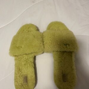 UGG Cozy Fuzzy Slippers in Green